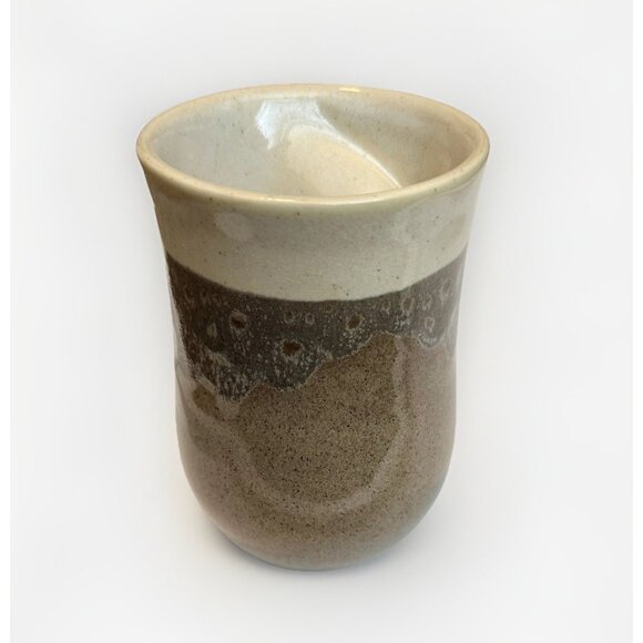Stoneware Hand Warming Mug 14 oz Desert Sand Clay In Motion Neher 2022 Left Hand - Picture 10 of 16